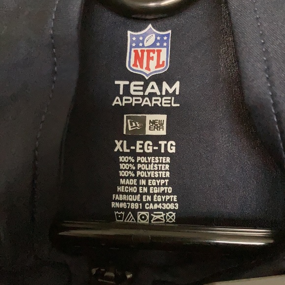 Patriots quarter zip. Tag still on it. XL. - Picture 4 of 4